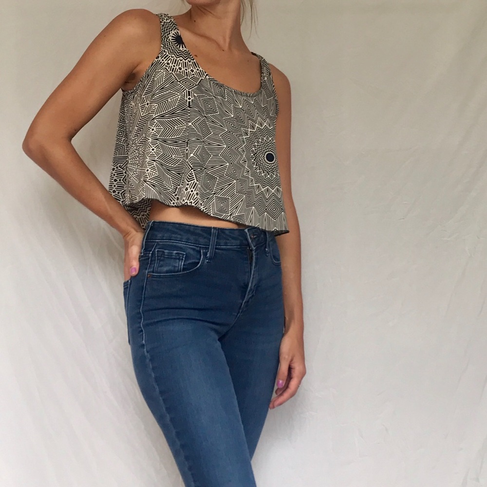 Crop top